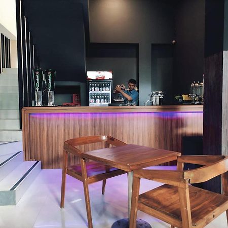 Onesouth Boutique Hotel Pulau Merah Banyuwangi  Esterno foto