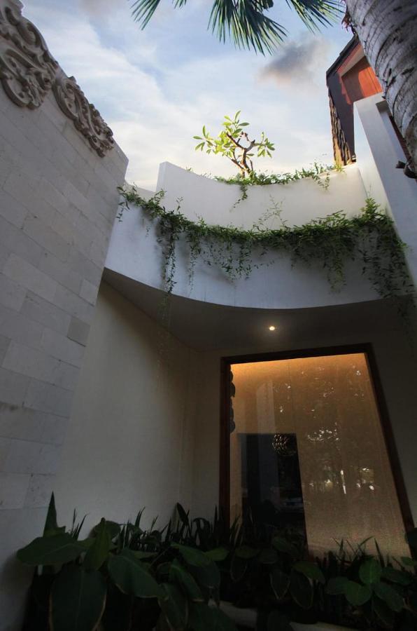 Onesouth Boutique Hotel Pulau Merah Banyuwangi  Esterno foto