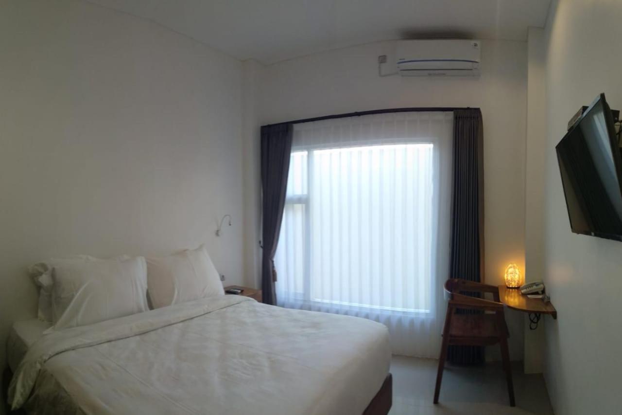 Onesouth Boutique Hotel Pulau Merah Banyuwangi  Esterno foto